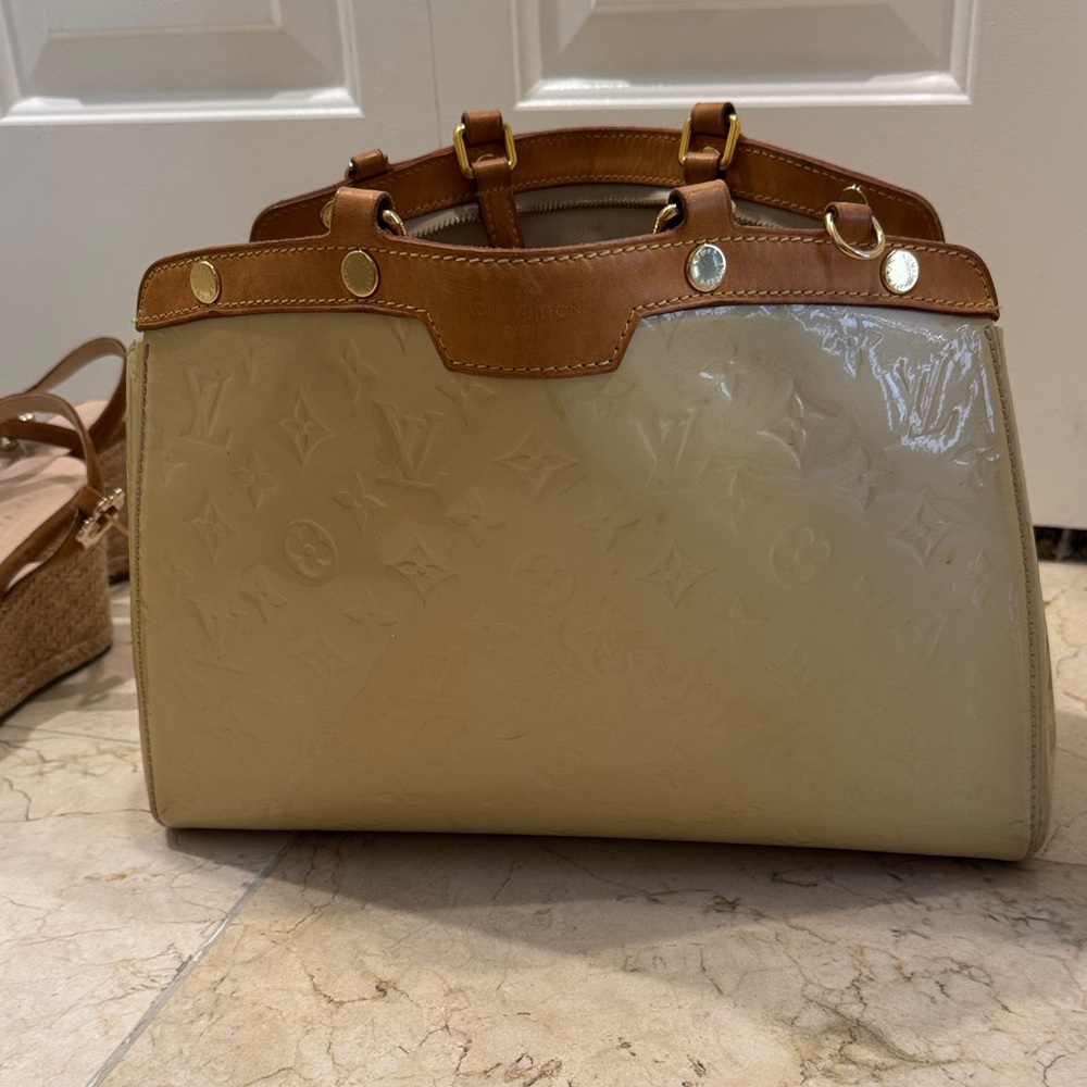 Louis Vuitton Cream and Brown Shoulder Bag